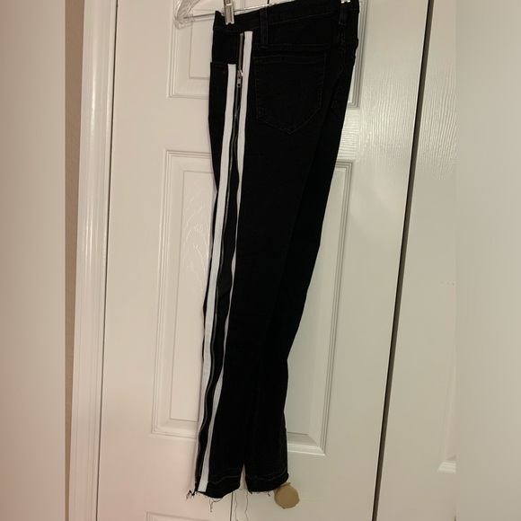 Etienne Marcel Jeans, 27 Black Denim Skinny Side Stripe with Zippers, Mid Rise - Picture 2 of 12